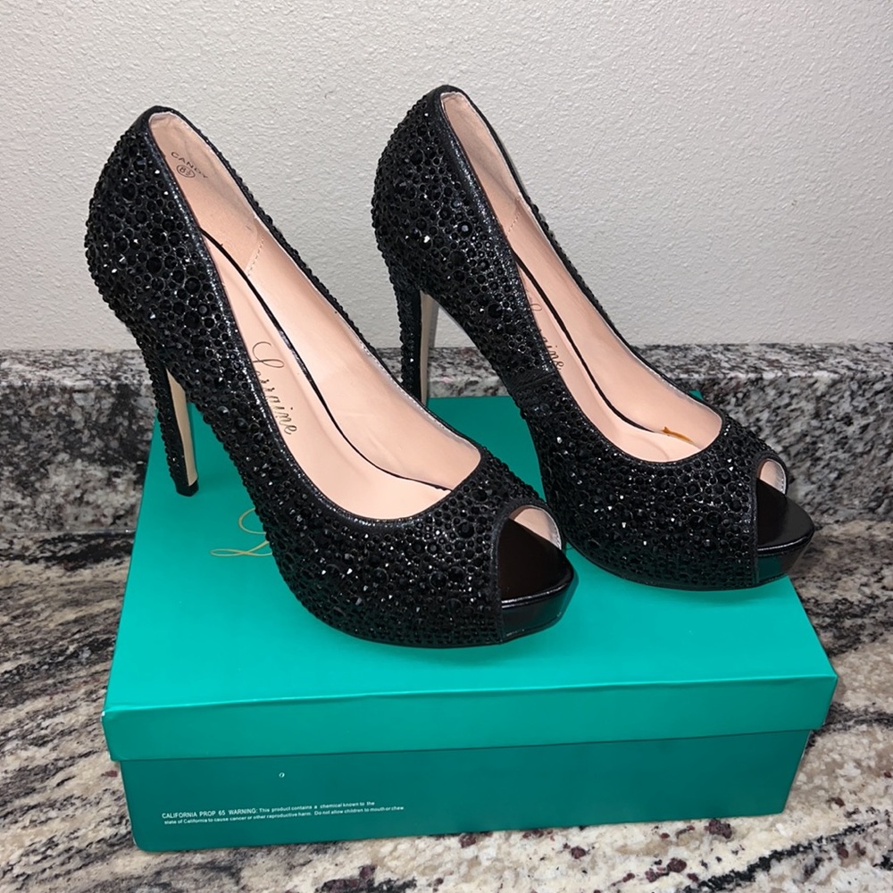 Lauren Lorraine Black Candy Pumps, size 8.5